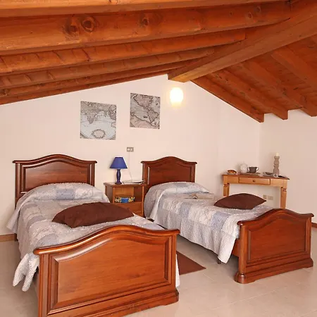 Corte Degli Olivi Manerba del Garda